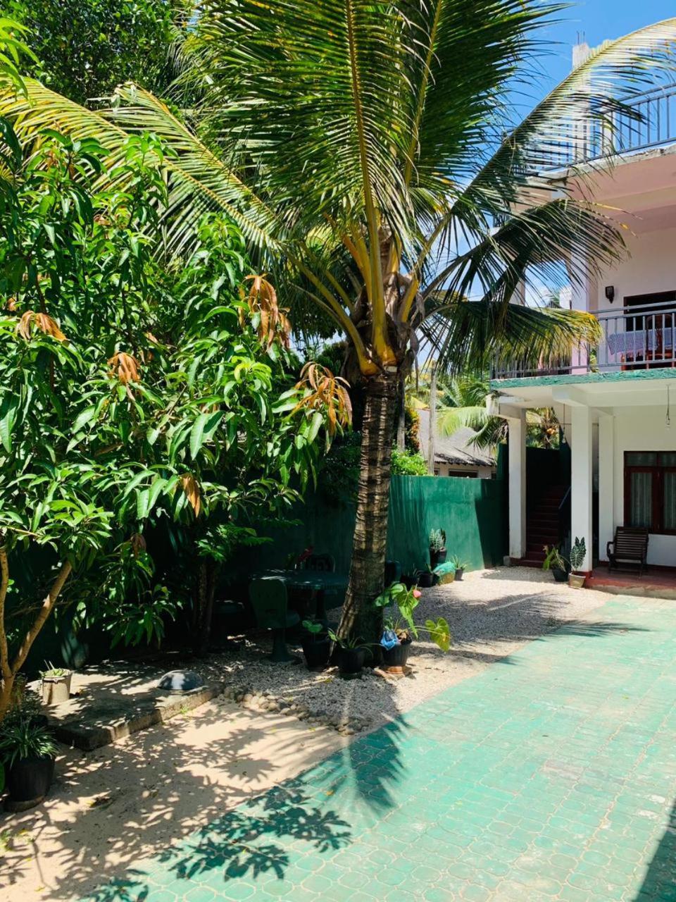 Ocean Breeze Dickwella Exterior foto