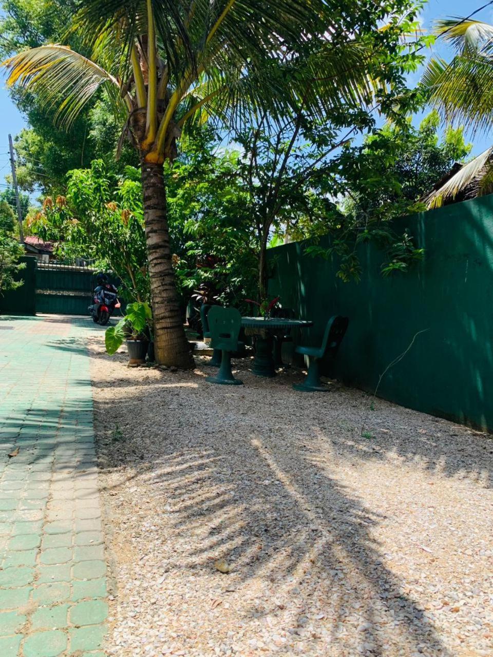 Ocean Breeze Dickwella Exterior foto